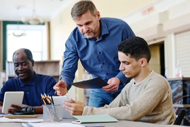 Dónde estudiar integración social: opciones que no puedes perderte Dónde estudiar integración social: opciones que no puedes perderte